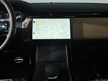 2024 Land Rover Range Rover Velar с пробегом 9 527 км