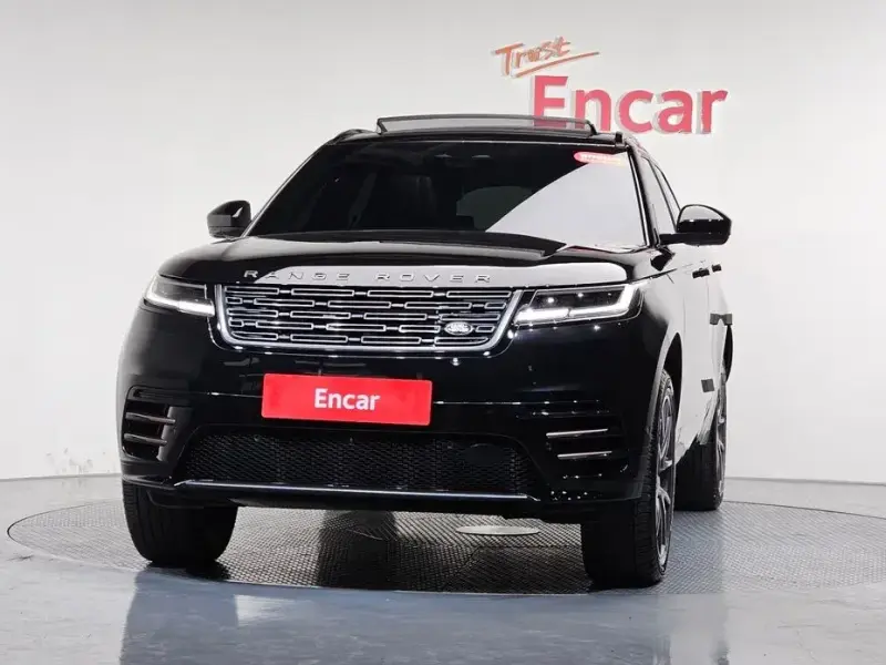 2025 Land Rover Range Rover Velar с пробегом 7 520 км