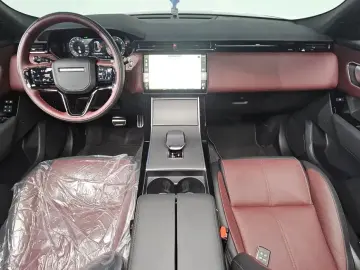 2025 Land Rover Range Rover Velar с пробегом 7 520 км