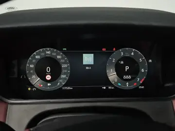 2025 Land Rover Range Rover Velar с пробегом 7 520 км