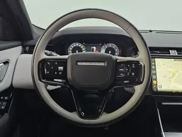 2024 Land Rover Range Rover Velar с пробегом 19 987 км