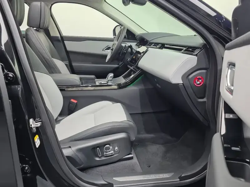 2025 Land Rover Range Rover Velar с пробегом 378 км