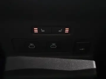 2025 Land Rover Range Rover Velar с пробегом 1 219 км