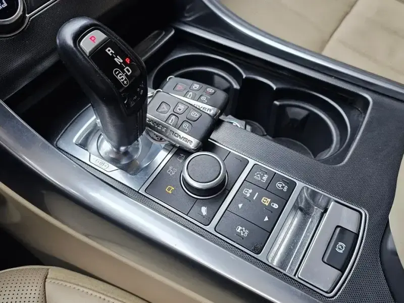 2017 Land Rover Range Rover Sport с пробегом 155 377 км