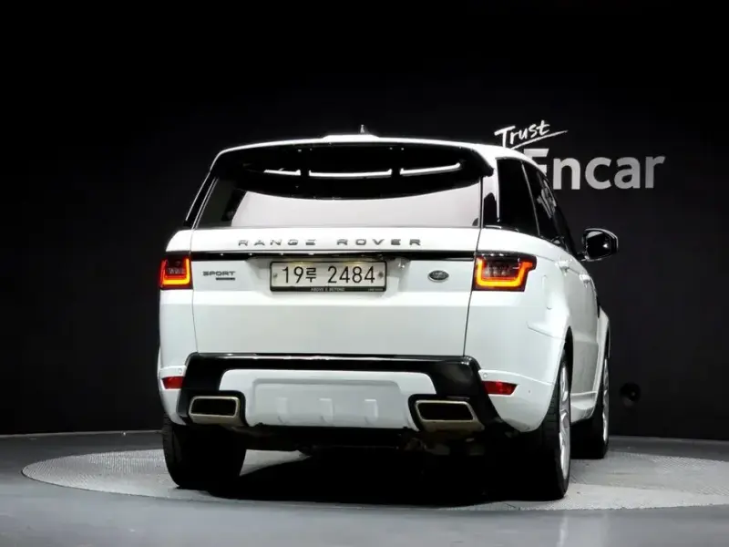 2018 Land Rover Range Rover Sport с пробегом 121 562 км