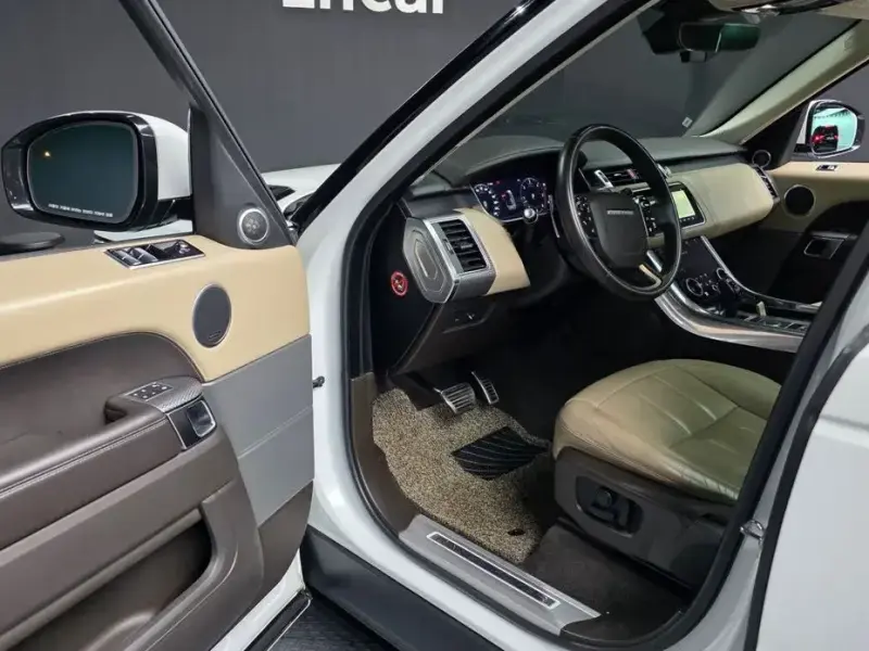 2018 Land Rover Range Rover Sport с пробегом 121 562 км