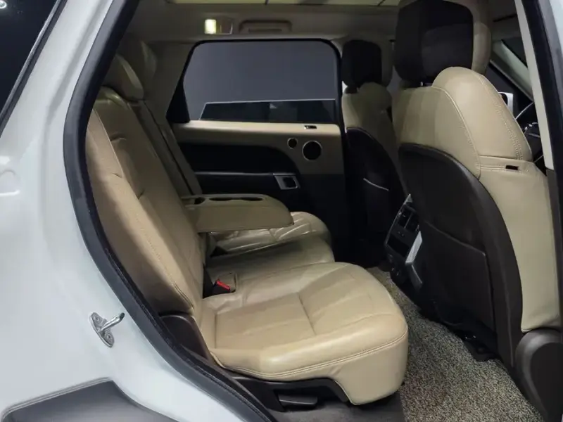2018 Land Rover Range Rover Sport с пробегом 121 562 км