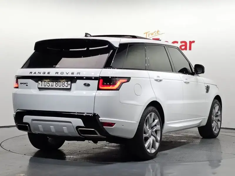 2020 Land Rover Range Rover Sport с пробегом 107 573 км