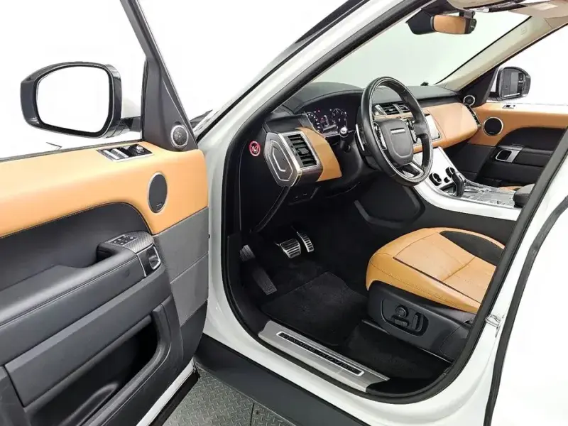 2020 Land Rover Range Rover Sport с пробегом 107 573 км