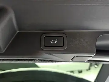 2020 Land Rover Range Rover Sport с пробегом 107 573 км