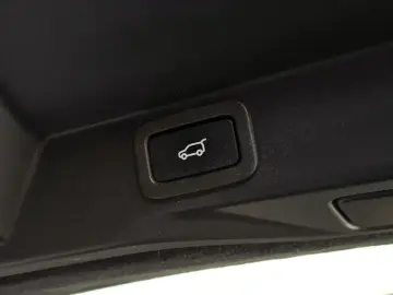 2022 Land Rover Range Rover Sport с пробегом 81 554 км