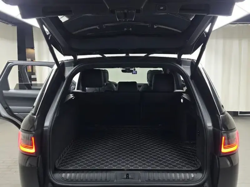 2019 Land Rover Range Rover Sport с пробегом 104 890 км