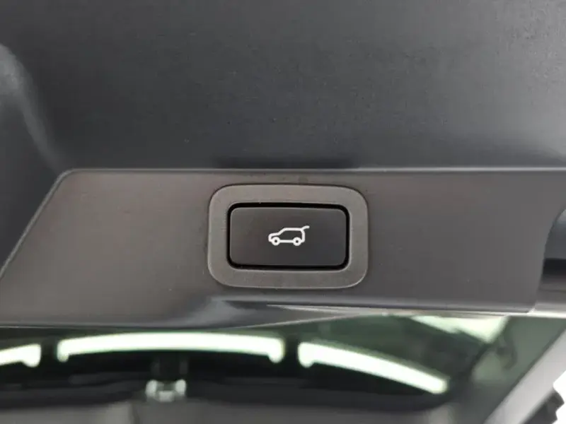 2020 Land Rover Range Rover Sport с пробегом 47 678 км