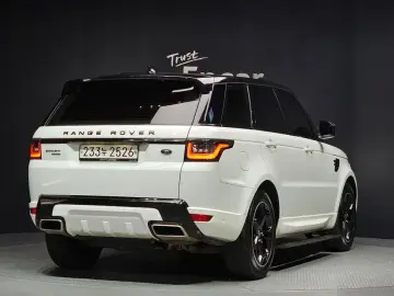 2018 Land Rover Range Rover Sport с пробегом 146 755 км