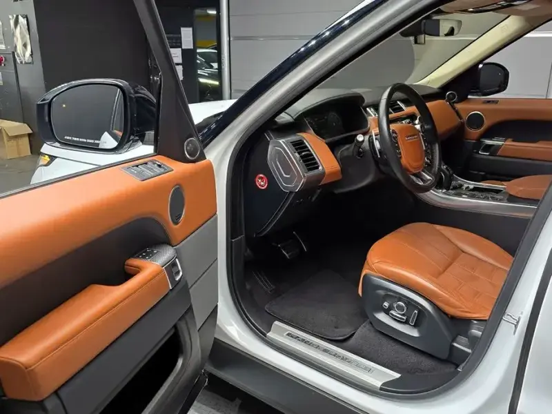 2017 Land Rover Range Rover Sport с пробегом 111 921 км