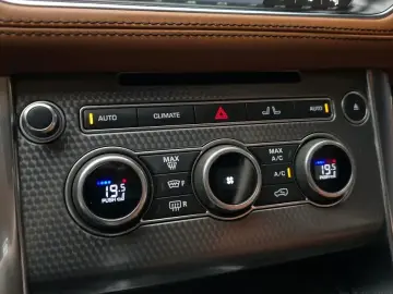 2017 Land Rover Range Rover Sport с пробегом 111 921 км