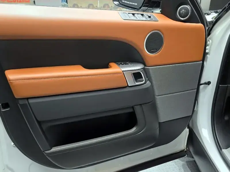 2017 Land Rover Range Rover Sport с пробегом 111 921 км