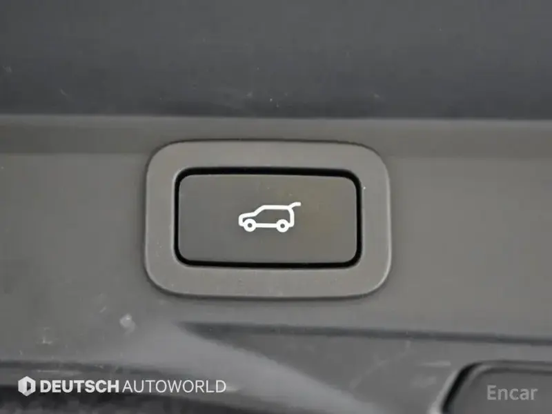 2020 Land Rover Range Rover Sport с пробегом 102 718 км