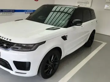 2021 Land Rover Range Rover Sport с пробегом 81 000 км