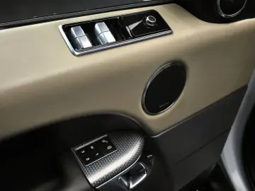2019 Land Rover Range Rover Sport с пробегом 86 636 км