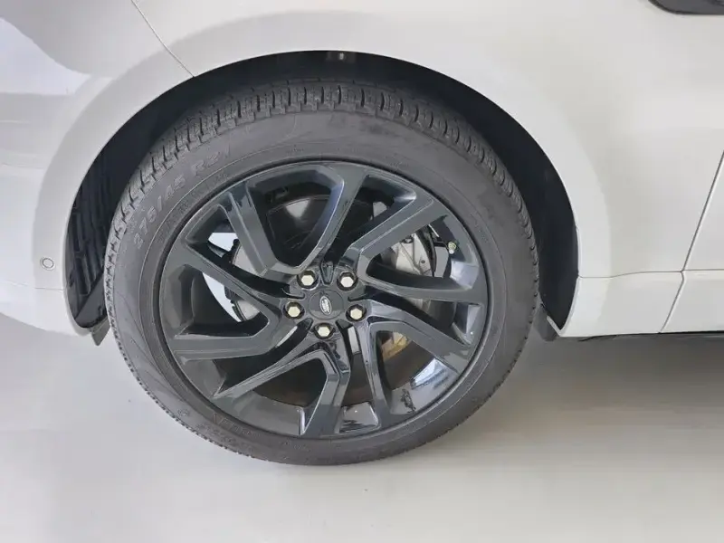 2021 Land Rover Range Rover Sport с пробегом 81 000 км