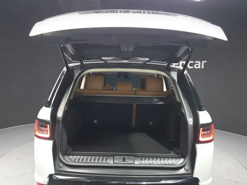 2020 Land Rover Range Rover Sport с пробегом 115 342 км
