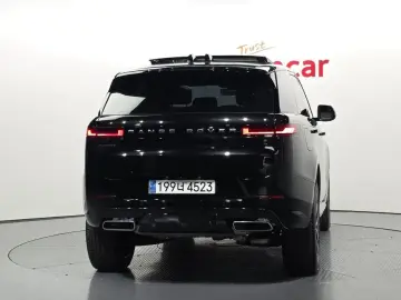 2024 Land Rover Range Rover Sport с пробегом 8 192 км