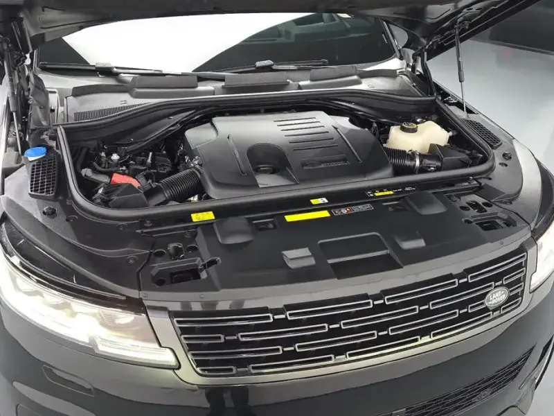 2024 Land Rover Range Rover Sport с пробегом 8 192 км