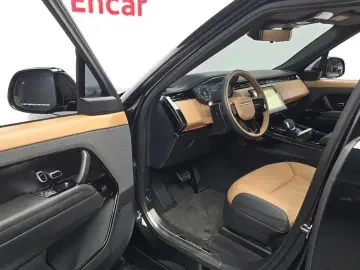 2024 Land Rover Range Rover Sport с пробегом 8 192 км