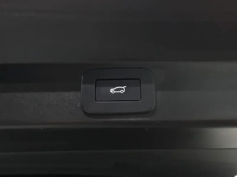 2024 Land Rover Range Rover Sport с пробегом 8 192 км