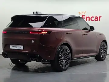 2025 Land Rover Range Rover Sport с пробегом 422 км