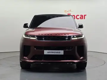 2025 Land Rover Range Rover Sport с пробегом 422 км