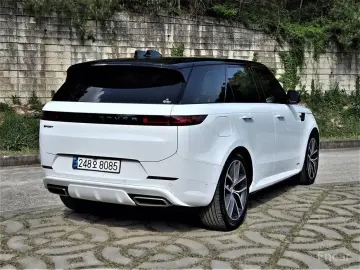 2024 Land Rover Range Rover Sport с пробегом 26 300 км
