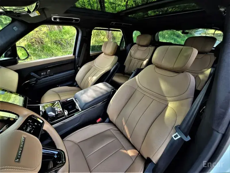 2024 Land Rover Range Rover Sport с пробегом 26 300 км