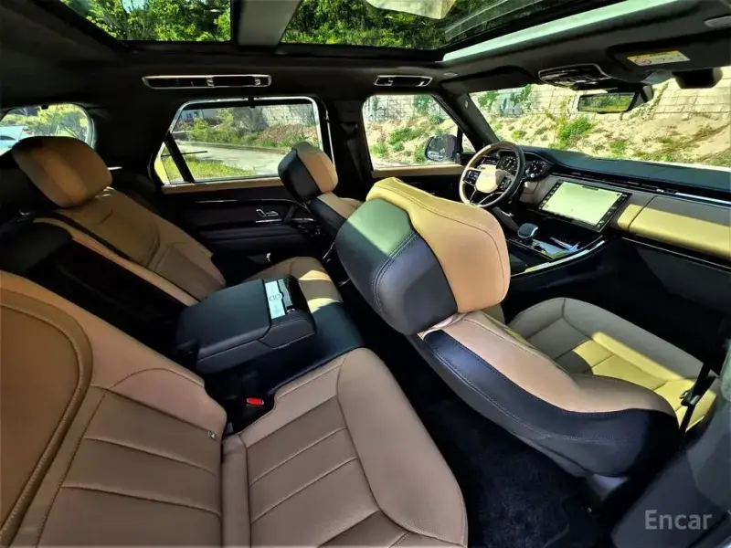 2024 Land Rover Range Rover Sport с пробегом 26 300 км
