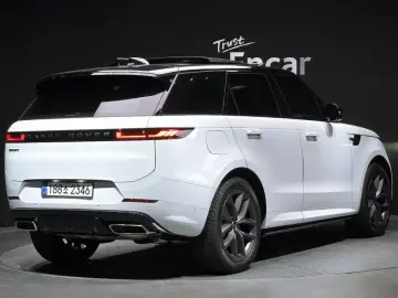 2025 Land Rover Range Rover Sport с пробегом 4 894 км
