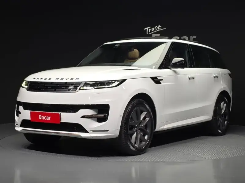 2025 Land Rover Range Rover Sport с пробегом 2 847 км