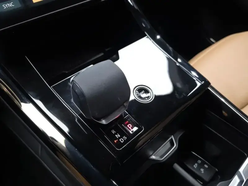 2025 Land Rover Range Rover Sport с пробегом 2 847 км
