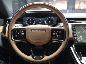 2025 Land Rover Range Rover Sport с пробегом 2 847 км