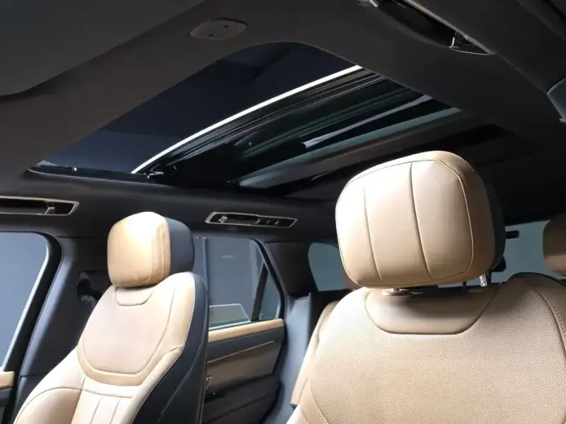 2025 Land Rover Range Rover Sport с пробегом 2 847 км
