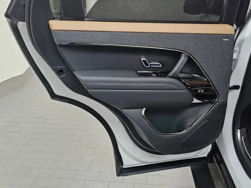 2024 Land Rover Range Rover Sport с пробегом 21 644 км