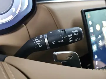 2024 Land Rover Range Rover Sport с пробегом 21 644 км