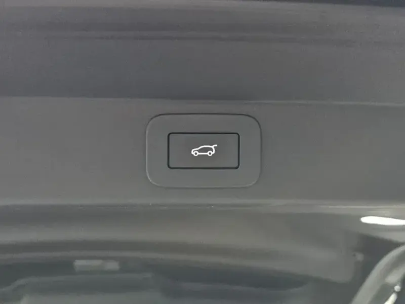 2024 Land Rover Range Rover Sport с пробегом 21 644 км