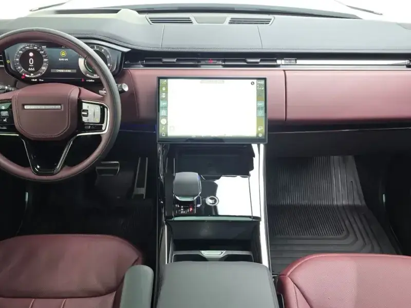 2025 Land Rover Range Rover Sport с пробегом 1 245 км