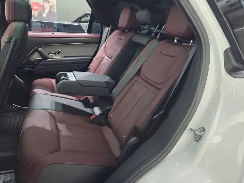 2025 Land Rover Range Rover Sport с пробегом 1 245 км
