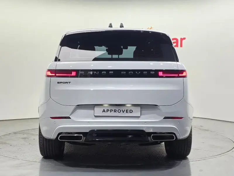 2025 Land Rover Range Rover Sport с пробегом 1 245 км
