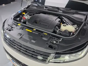2025 Land Rover Range Rover Sport с пробегом 1 605 км