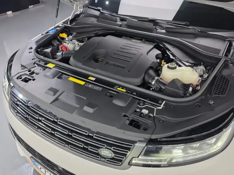 2025 Land Rover Range Rover Sport с пробегом 1 605 км