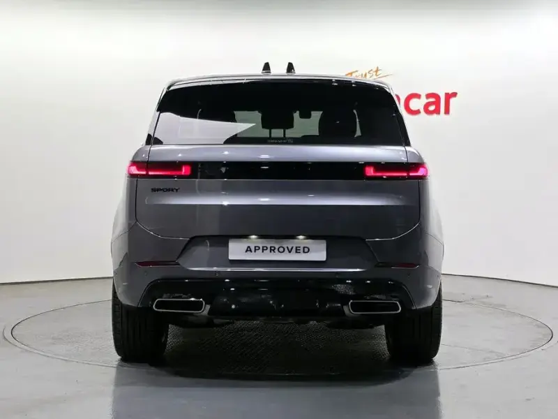 2025 Land Rover Range Rover Sport с пробегом 1 292 км
