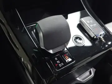 2025 Land Rover Range Rover Sport с пробегом 1 292 км